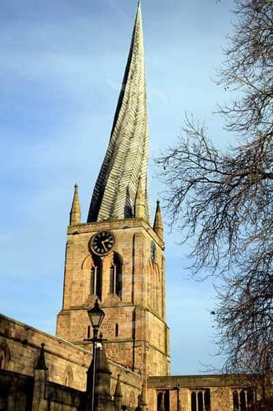A torre torcida de Chesterfield
