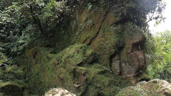 =Esta característica geológica massiva é o trabalho de nossos ancestrais