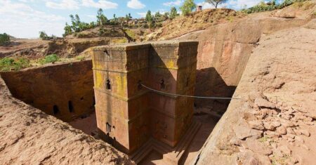 As surpreendentes igrejas construídas em uma só pedra