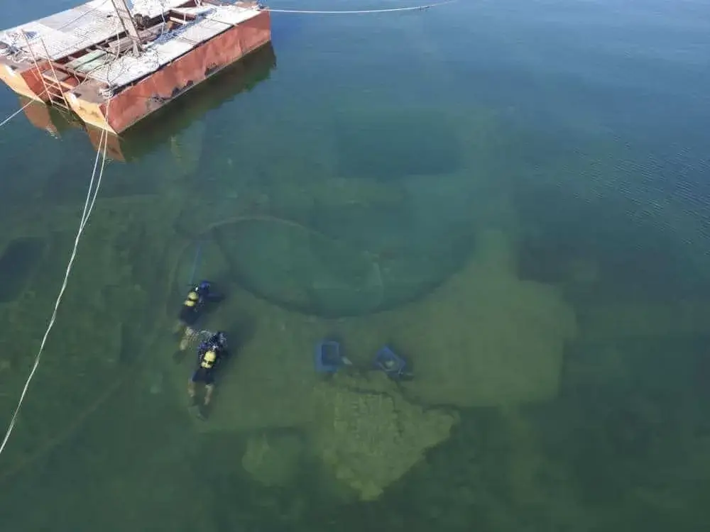 Fotos aéreas do lago na cidade de İznik, no norte da Turquia.