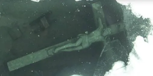 A Misteriosa Cruz submersa do Lago Michigan