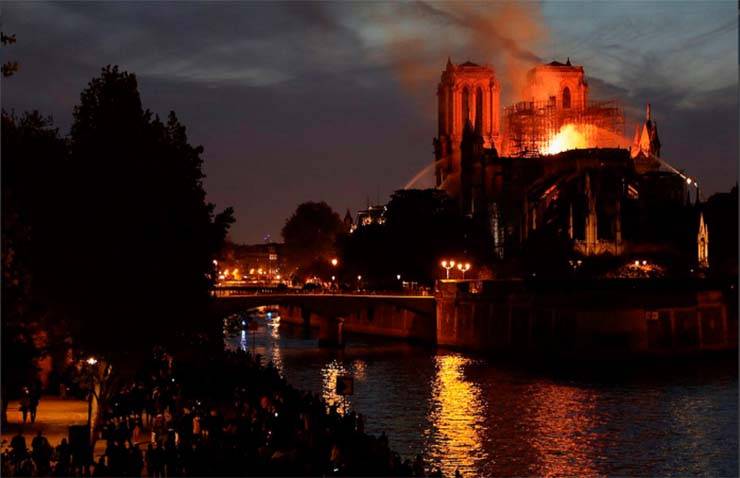 profecias notre dame - TODAS as profecias são cumpridas