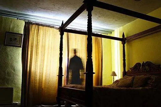 Perigo sobrenatural! Cheiros desagradáveis, estranhos e misteriosos em sua casa.