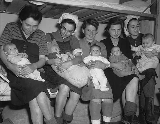 A mulher que “matou” centenas de bebês para salvar suas mães dos nazistas
