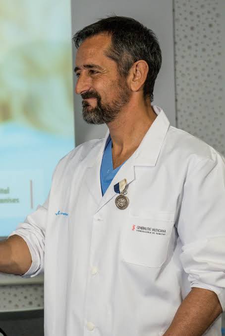 Dr. Pedro Cavadas