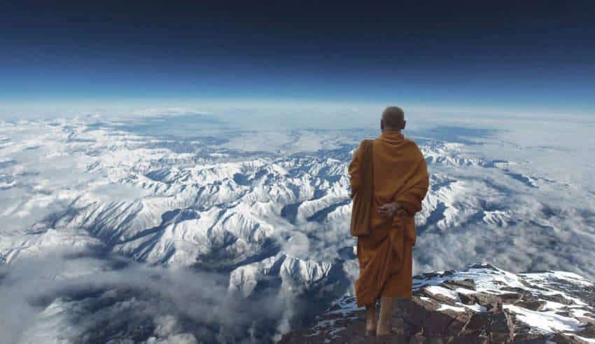 Um monge budista previu uma pandemia, praga de gafanhotos e inundações para 2020