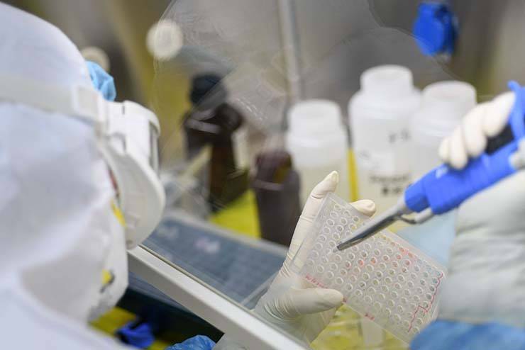 Serviço britânico de inteligência revela que o coronavírus pode ter escapado do laboratório de pesquisa em Wuhan