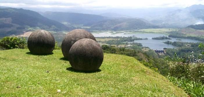 Chamadas de “la bolas”, as esferas de pedra da Costa Rica estão localizada em Delta Diquís, na Ilha de Caño