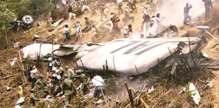 Um avião que caiu no Japão aparece misteriosamente nos radares 35 anos depois
