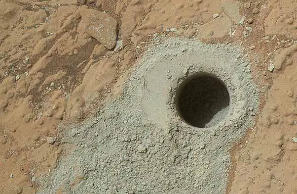 Cientistas dizem que pode haver vida subterrânea em Marte, revelação extraterrestre iminente