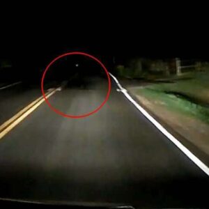 Filmaram uma sombra espectral em uma rodovia dos EUA