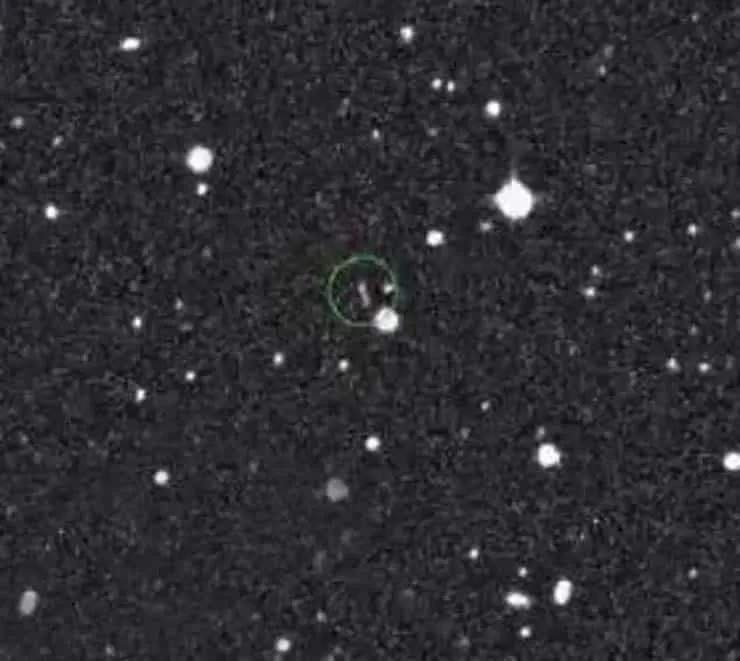 Os astrônomos detectam a chegada de um objeto misterioso na Terra, e não é um asteróide