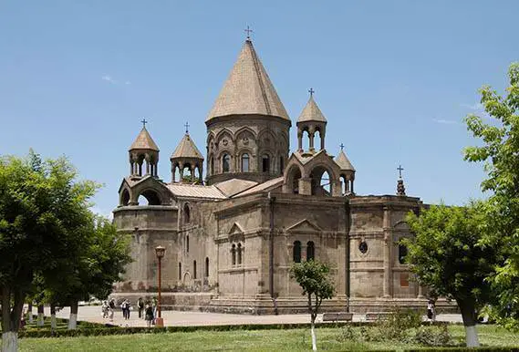 Catedral de Echmiadzin - Էջմիածնի_Մայր_Տաճար