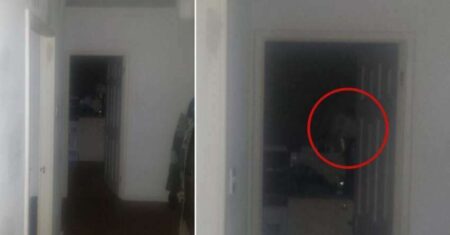 Um homem foge de casa depois de fotografar um fantasma