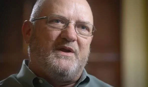 Geocientista Dr. Philip Reeder. Geocientista Dr. Philip Reeder.