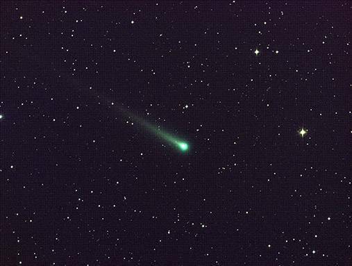 Cometa ISON, fotografado em 2013 pela NASA. Passou a uma distância de 156 milhões de km da Terra.