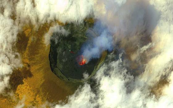 Imagem de satélite do vulcão Nyiragongo, perto de Goma, na República Democrática do Congo