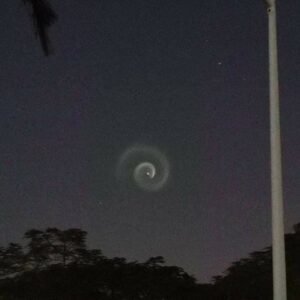 Uma espiral gigante apareceu no céu sobre as Ilhas Fiji