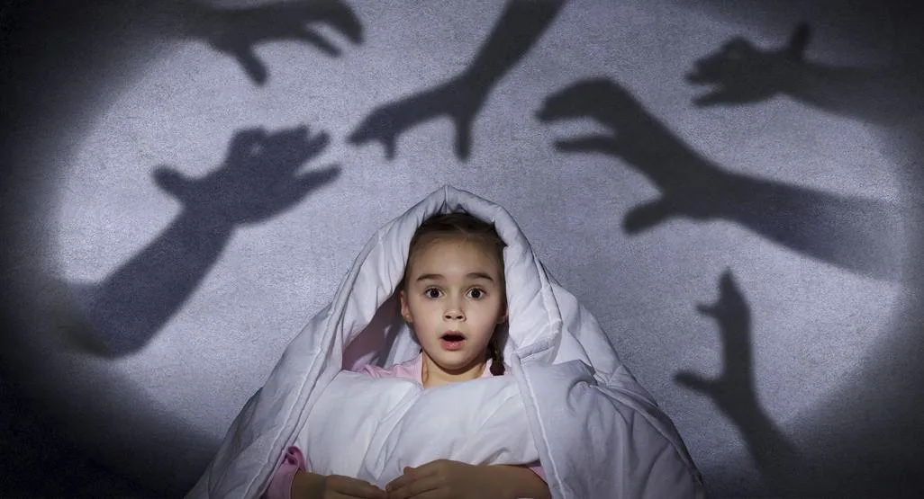 As crianças têm um sexto sentido que lhes permite ver fantasmas?