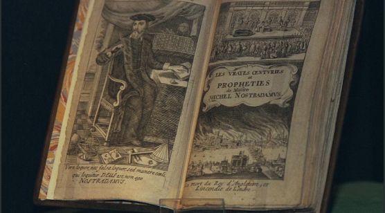 O livro de Nostradamus foi publicado pela primeira vez em 1555 e raramente deixou de ser publicado desde a sua morte.