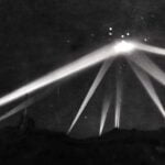 A real Batalha de Los Angeles ocorreu em 25 de fevereiro de 1942, quando o a 37ª Brigada de Infantaria (EUA) avistou um OVNI gigante pairando por sobre a cidade.