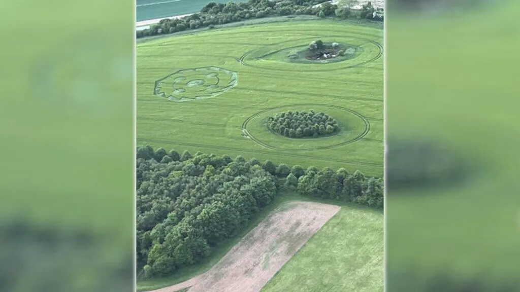 Astrofísico e guitarrista do Queen, publica as imagens de um círculo nas plantações