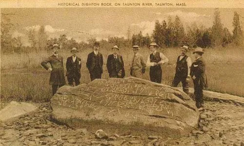 Durante séculos, o mistério de Dighton Rock fascinou estudiosos e arqueólogos amadores.