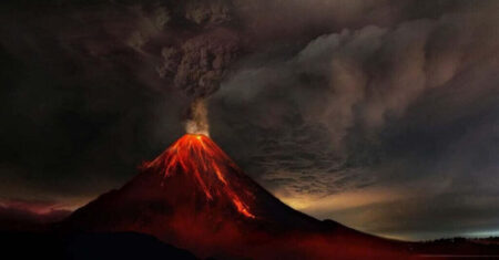 Vulcanologistas alertam que uma grande erupção catastrófica está prestes a ocorrer e devastará nossa sociedade