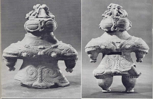 Figuras de dogu: Essas esculturas têm uma estranha semelhança com os trajes espaciais usados ​​pelos astronautas. Além disso, há sinais do uso da tecnologia, veja os óculos, o capacete, etc.