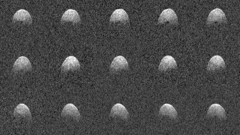 Imagens Doppler atrasadas de Phaethon obtidas pelo Sistema de Radar Planetário do Observatório de Arecibo em dezembro de 2017.