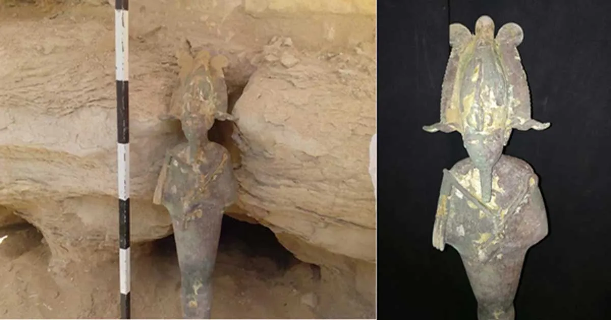Trabalho de restauração descobre estatueta de Osíris escondida na parede de pirâmide