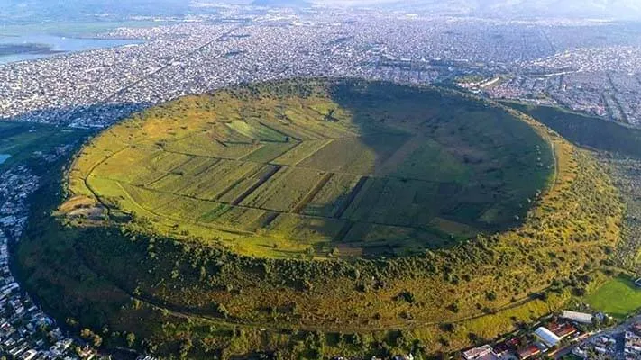Um lugar surpreendente o Vulcão Xico, conhecido como “o umbigo do mundo” e vizinho de Popocatépetl