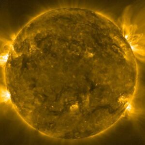 Algo muito estranho está acontecendo na atmosfera do Sol e uma pista importante foi descoberta