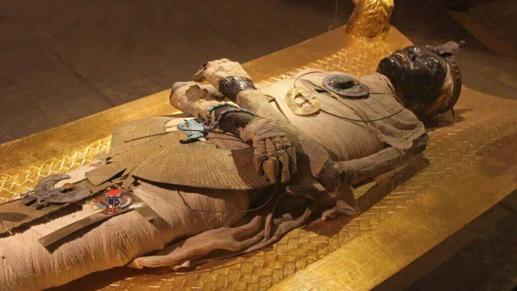 Egiptólogo diz que a maldição da múmia é real e ele pode prová-la cientificamente