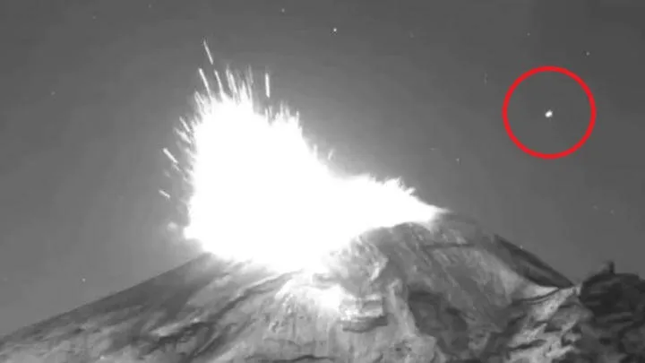 Avistamento misterioso de OVNI durante erupção vulcânica no México