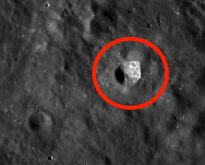 Cubo monolítico de 3 quilômetros foi descoberto na Lua.