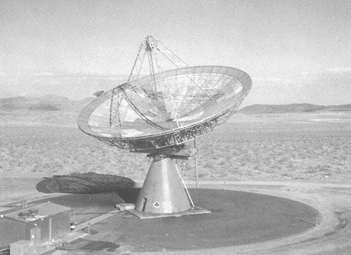 O Laboratório Lincoln do MIT anunciou que havia refletido ondas de radar em Vênus em 1958.