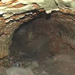 Local de encontro maçônico: Arqueólogos descobrem túneis antigos